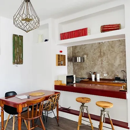 Casa Pura Vida Y El Mar *